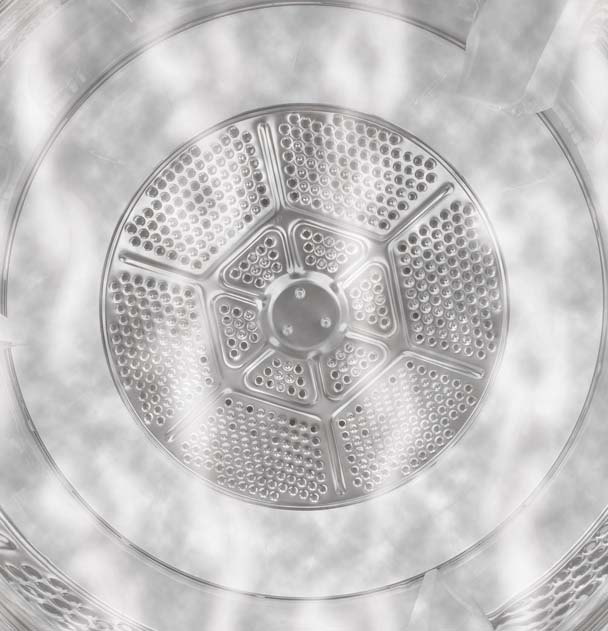 Steam Refresh removes odors and wrinkles from clothes